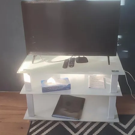 Проживание в семье Jose Celine