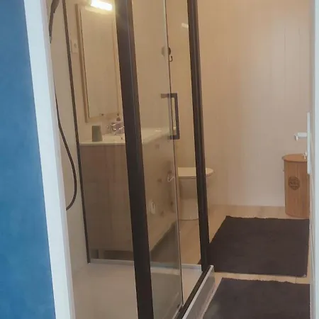 Jose Celine Проживание в семье *